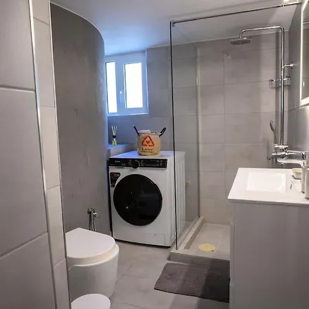 Seaview Orchid 2 Bed Elegance
